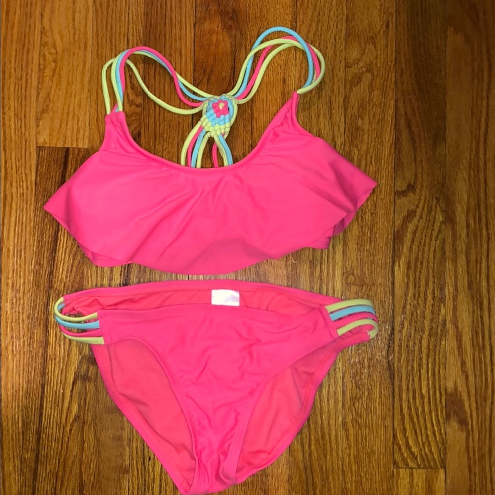 MULTI-COLOR BATHING SUIT